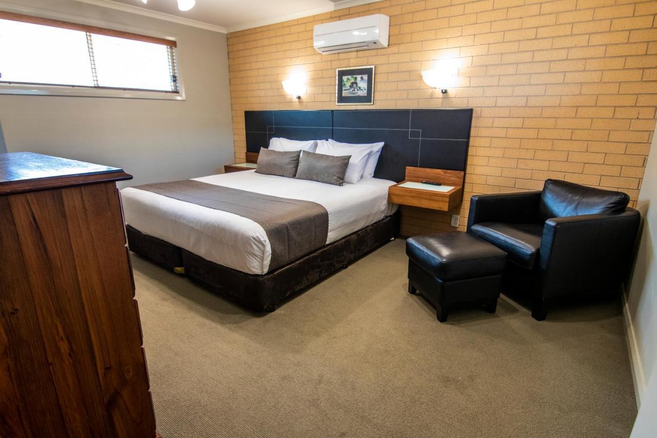 Albury Georgian Motel & Suites Bagian luar foto