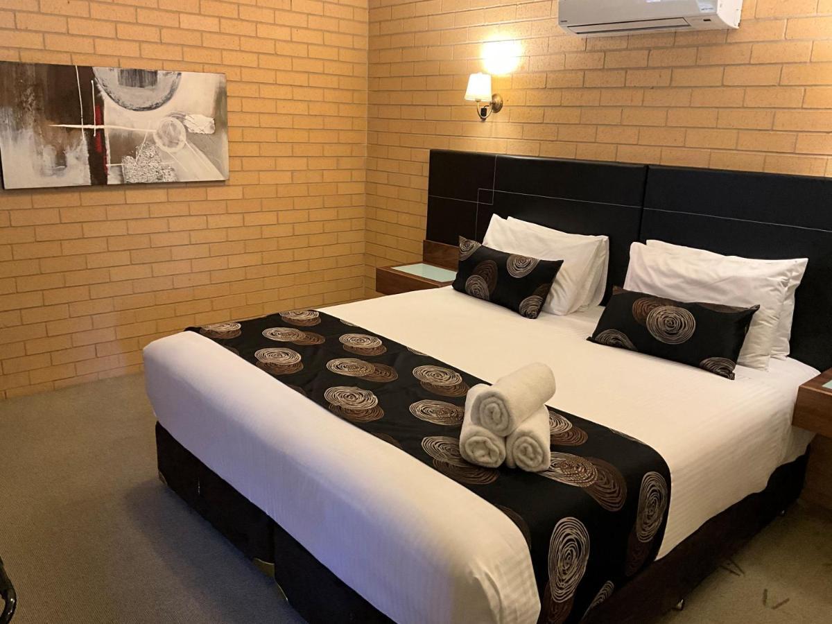 Albury Georgian Motel & Suites Bagian luar foto