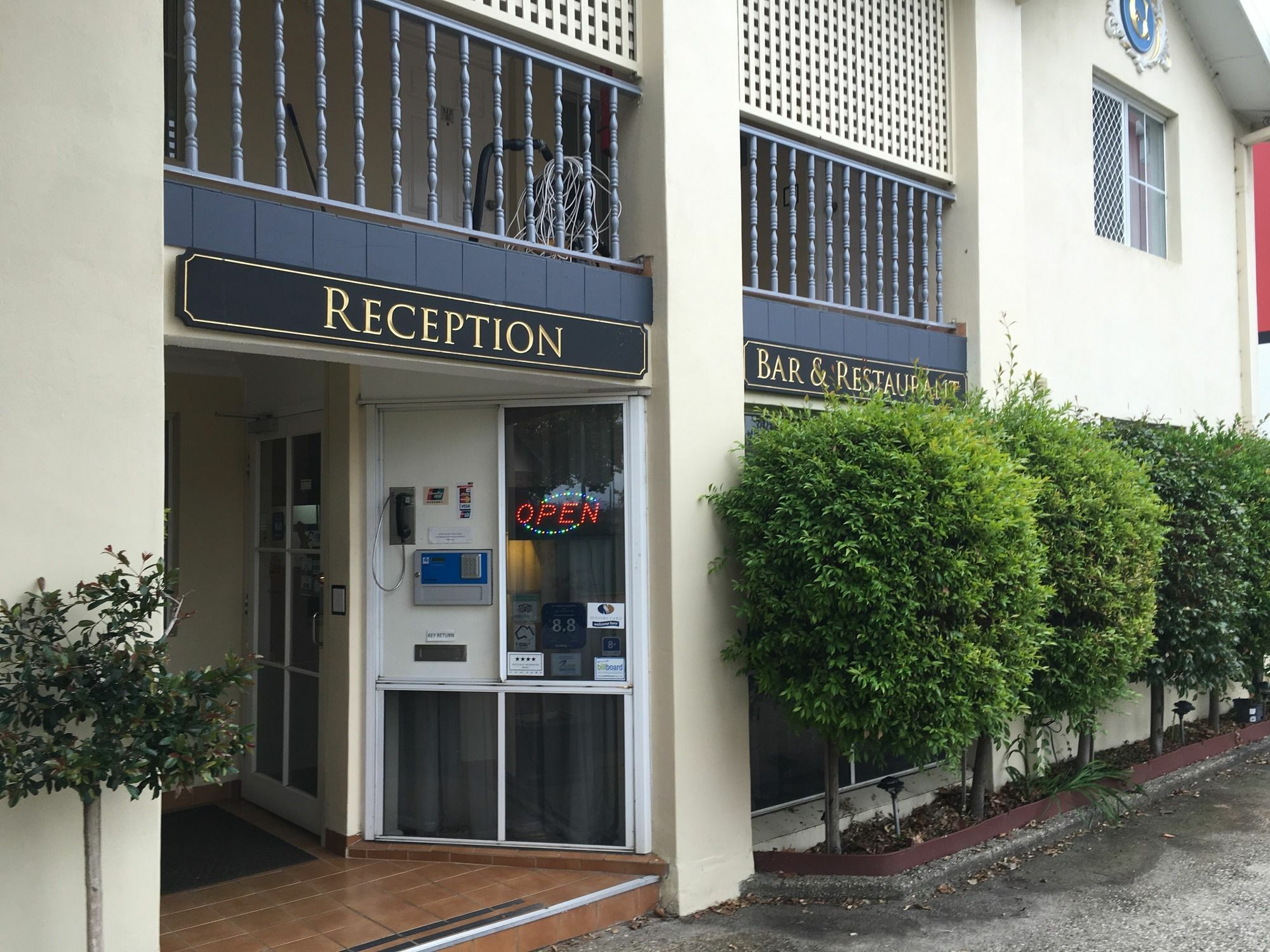 Albury Georgian Motel & Suites Bagian luar foto